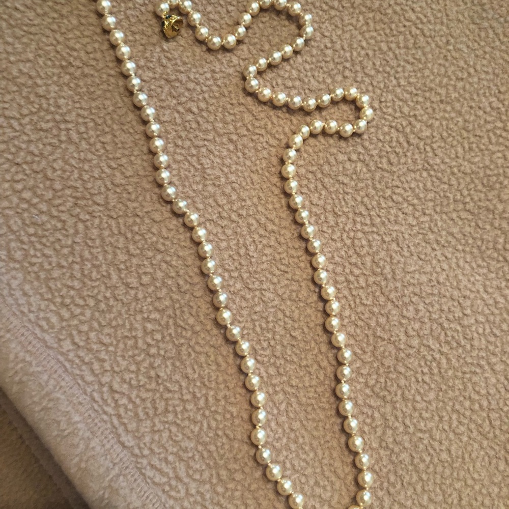 Nolan Miller Cream Faux Pear Necklace W/ Faux Sapphire & Diamond Egg Nest Clasp
